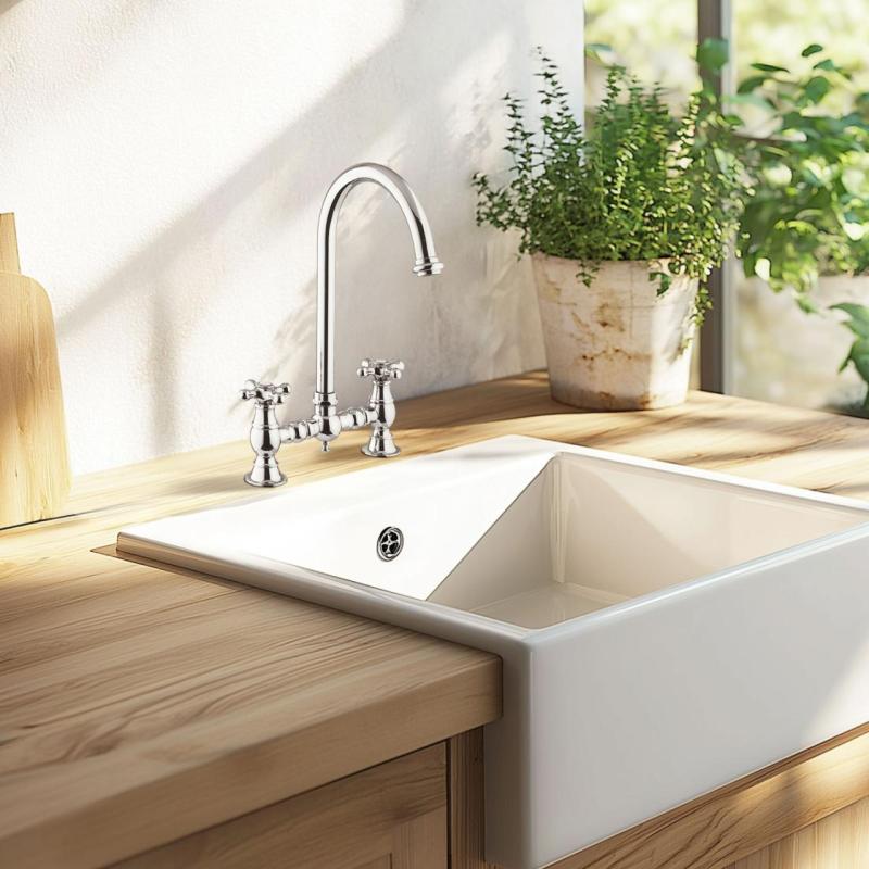 PB Nostalgisk Brokökenskran Krom rund utloppspip med stjärnhandtag PBN.CHR.R.ST