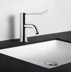 Waterevolution Flow tvättställsblandare inkl. click-plugg krom T11101