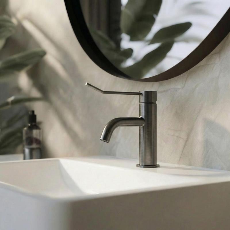 Waterevolution Flow tvättställsblandare inkl. klickplugg PVD gun metal T111GME