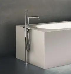 Waterevolution Flow fristående badkarblandare med handdusch gun metal T133GME