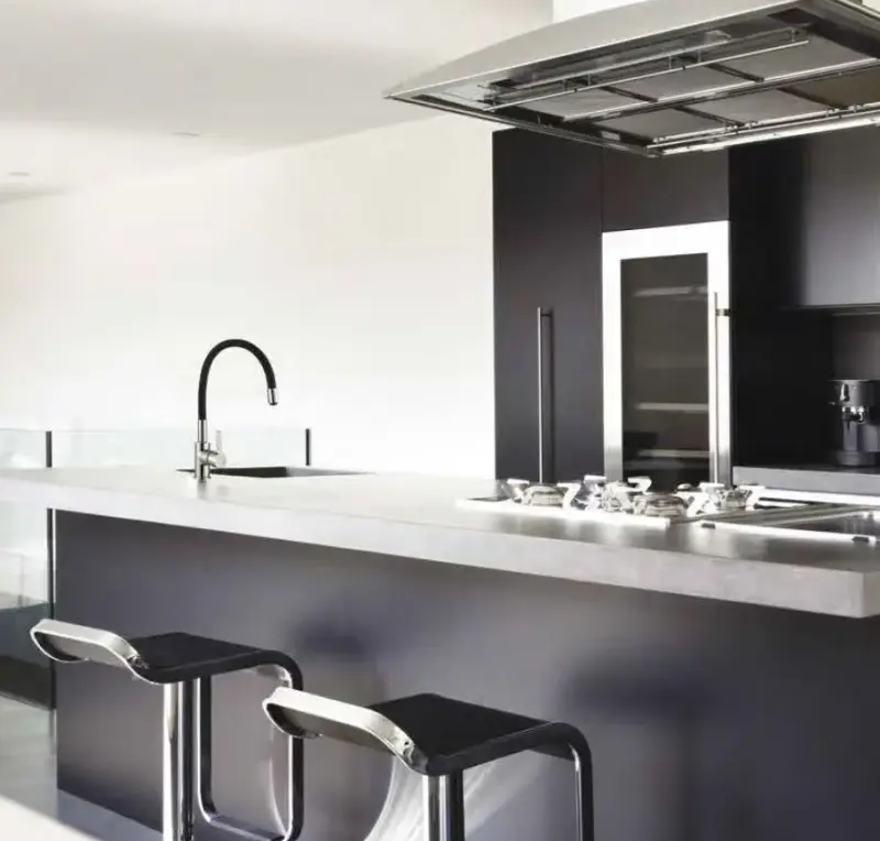 DEMM köksblandare med svängbar pip krom/svart 1208947023