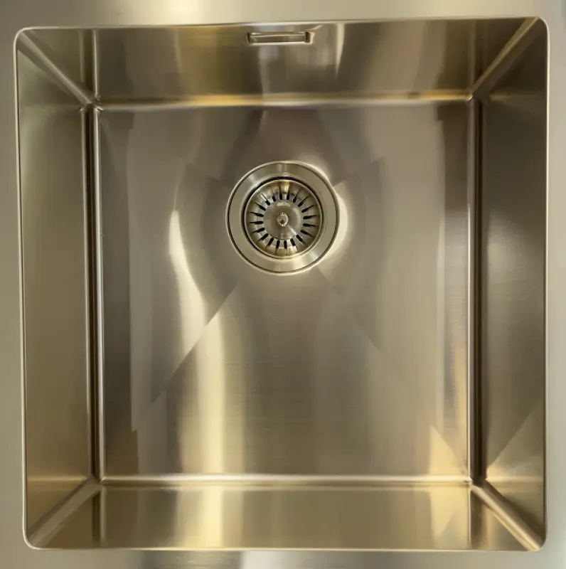 Ausmann Mosel rostfri diskho guld färg PVD guld 40x40 undermontering planmontering och toppmontering 080914