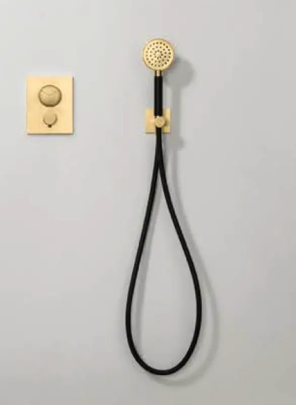 SB Rubinetterie Universell handduschset med slang och upphängningskrok borstad mässing guld PVD 1208953551