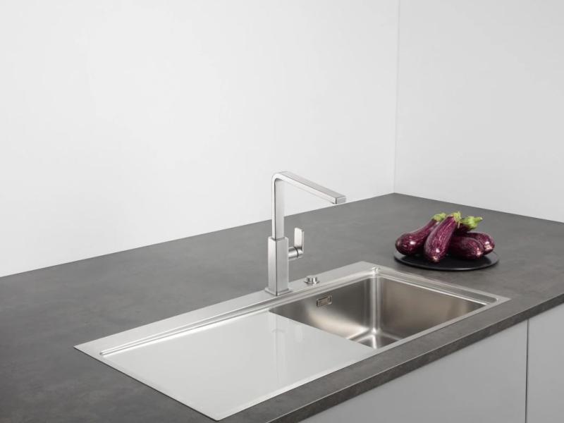 Franke massiv rostfritt stål kökskran Mythos med svängbar pip inox 115.0547.852