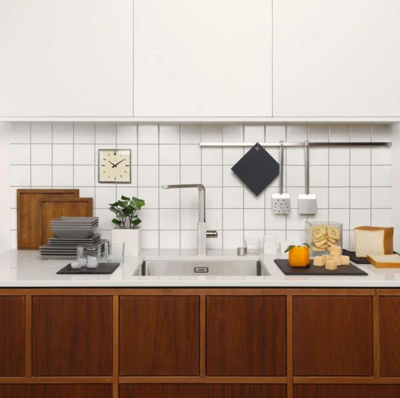 Franke massiv rostfritt stål kökskran Mythos med svängbar pip inox 115.0547.852