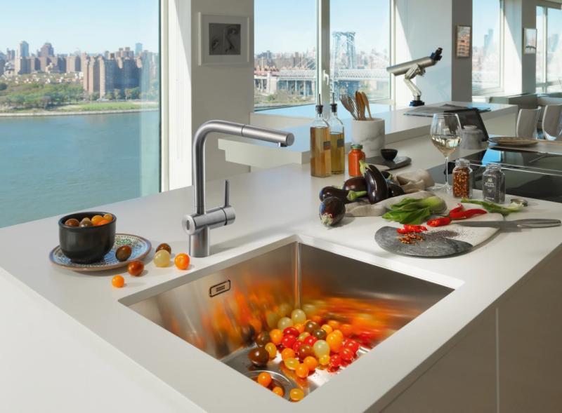 Franke borstad rostfri sensor Köksblandare Atlas Neo med utdragbar pip inox 115.0625.523