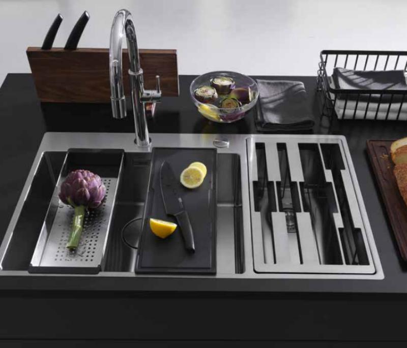 Franke Box Center BWX220-54-27 rostfri diskho höger med skärbräda knivset och trådkorg 86x51cm 127.0587.644