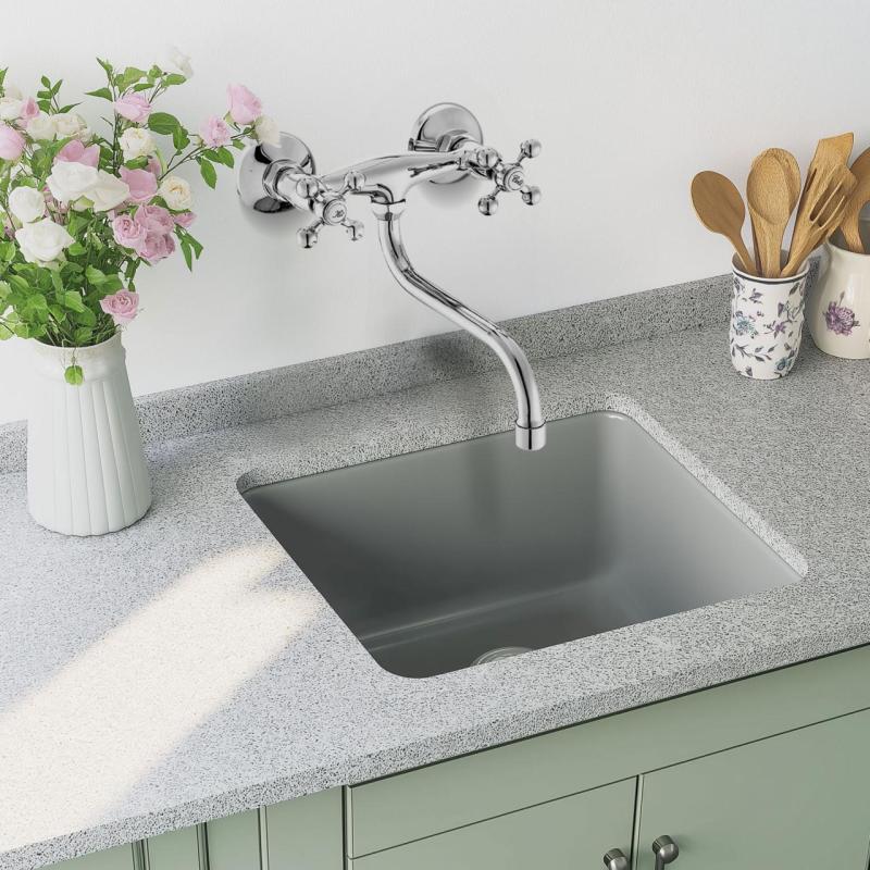 AquaTrimo Vivaldi klassisk köksväggkran krom 21VV7068CM