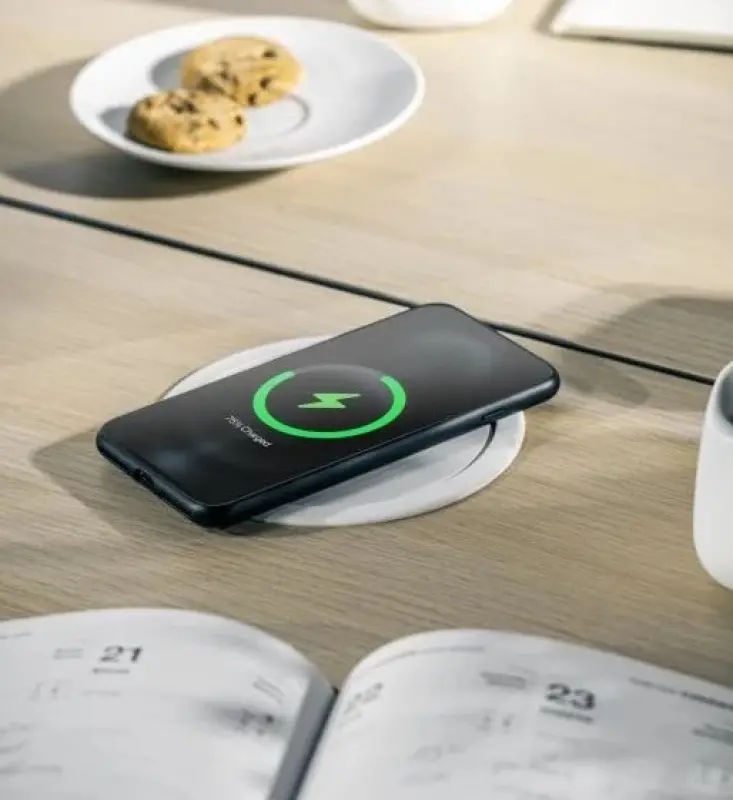 Indux Push nedsänkbar jord vit köksuttag i arbetsbänk med 4 uttag, 2 x USB, 2 x RJ45 och trådlös laddning 1208957422