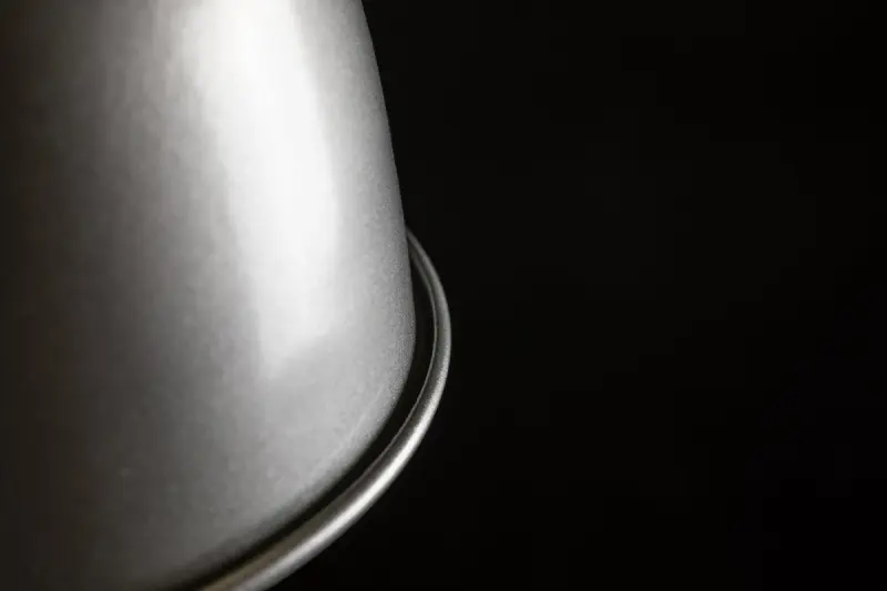 Decor Zenit metallisk kupolformad grå hänglampa med metallic finish 4895