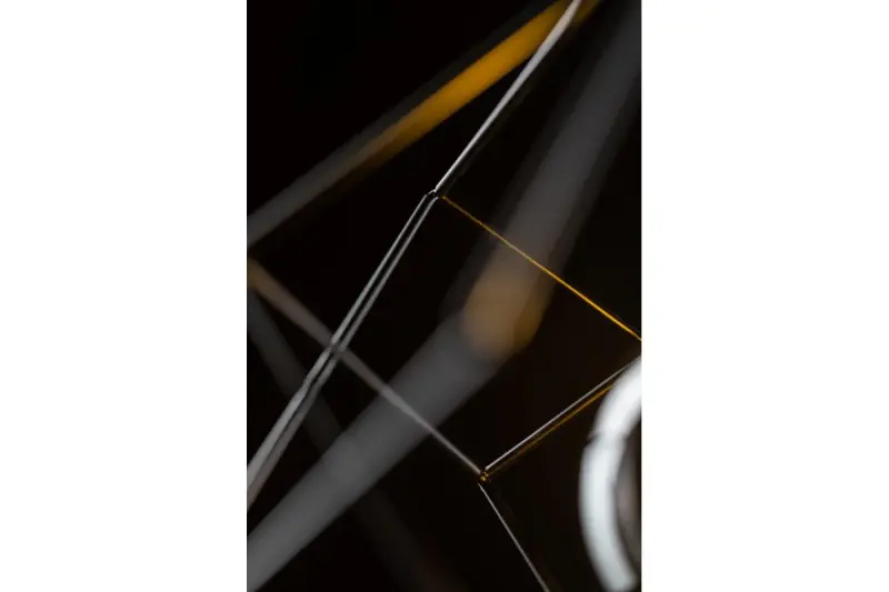 Dekor Rosa svart geometrisk hänglampa bestående av 2 svarta kuber 3437