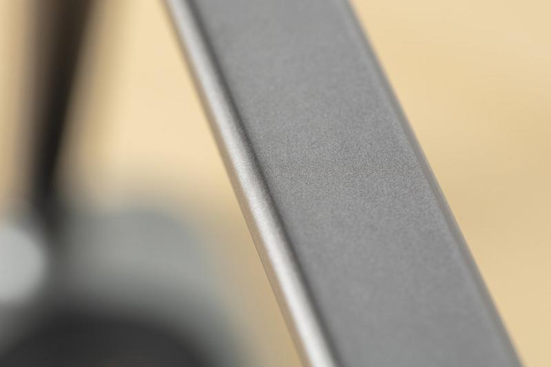 Decor Bordslampa Bressi 8W 450lm AC220-240V 3-CCT Trådlös Laddning USB PF>0,5 RA>80 Grå 1208962480