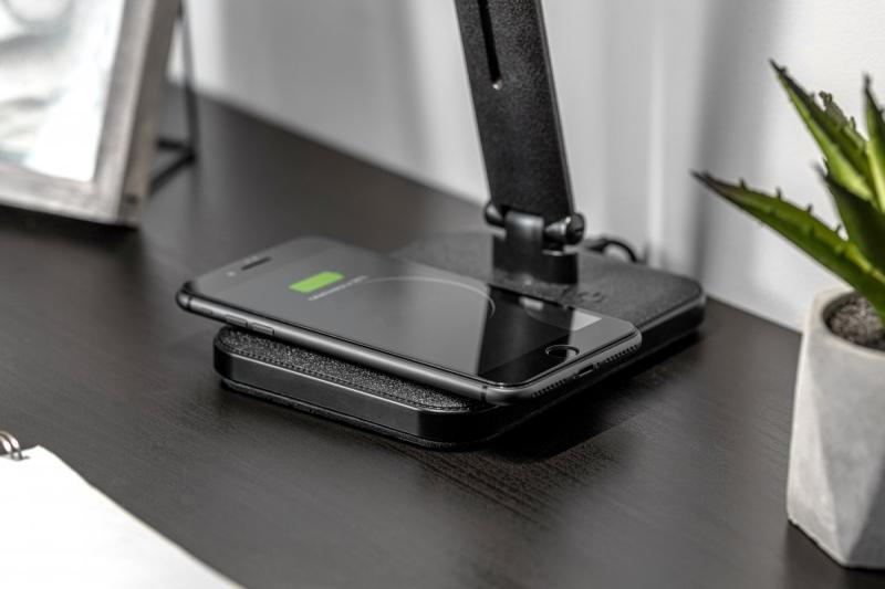 Decor IZUKA LED skrivbordslampa 6W 400lm AC220-240V 50/60Hz CCT induktiv laddare svart. 1208962497