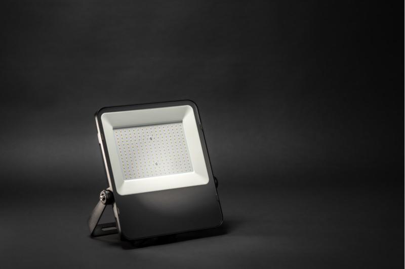 DAYTONA LED Strålkastare, 200W, 24000lm, 4000K, AC180-250V, 50/60 Hz, PF>0.9, IP65, 110° 1208962718