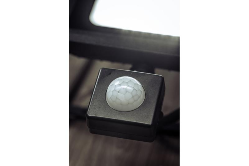 Strålkastare INEXT LED med rörelsesensor, 10W, 800lm, AC220-240V, 50/60 Hz, PF> 0.9, RA> 80, IP65, 120 1208962858