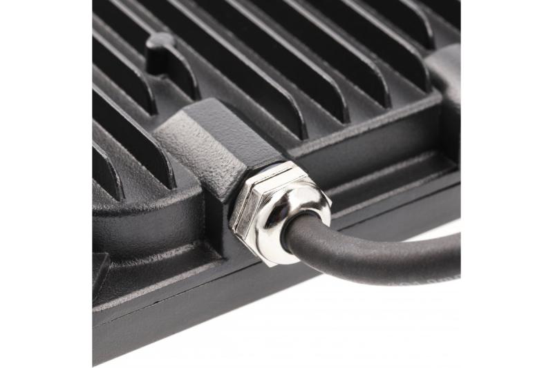 LED-strålkastare iNEXT med rörelsesensor 50W 4000lm, PF>0,9, RA>80, IP65, 120°, 6400K, svart kropp 1208962862