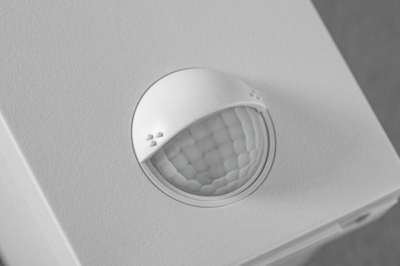 Dekor LED-armatur PARIS med rörelsesensor 10W 900lm IP54 AC220-240V 50/60Hz 140° 9m 4000K vit. 1208963095