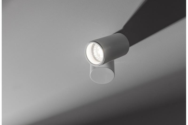 Dekor Takarmatur LUPO aluminium 11.6x5.6x11.5 IP20 1*GU10 max. 50W rund vit. 1208963927