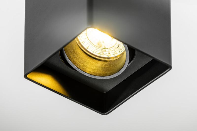 Dekor Taklampa armatur RESTO PC 80x80x125mm IP20 max 20W fyrkantig svart. 1208963987