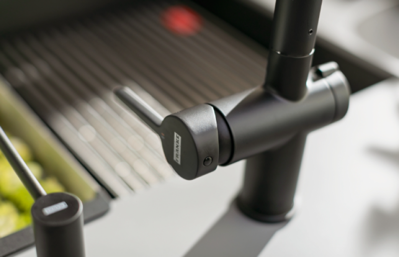 Franke Active Twist Enhandtag Blandare Svart med Utdragbar Utlopp och Integrerad Avfallshantering 115.0669.769