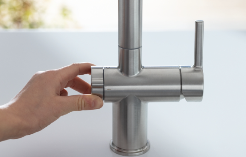 Franke Active Twist Ettgreppsblandare Rostfritt Stål-utseende med Utdragbar Utlopp och Integrerad Avfallshantering 115.0653.505