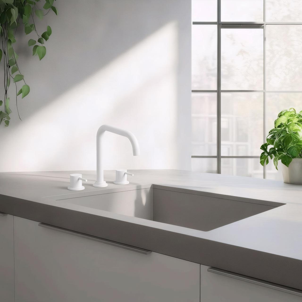 Waterevolution Flow 3-håls vinklad köksblandare med svängbar pip och anslutning för filtrerat vatten vit T152HBR