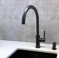 Lorreine Mersey-Black PVD köksblandare helt i rostfritt stål med svängbar pip svart 1208970032