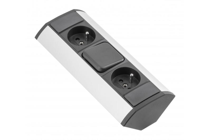 MINI hörnförlängare med strömbrytare och 2 jordade uttag 230V 16A