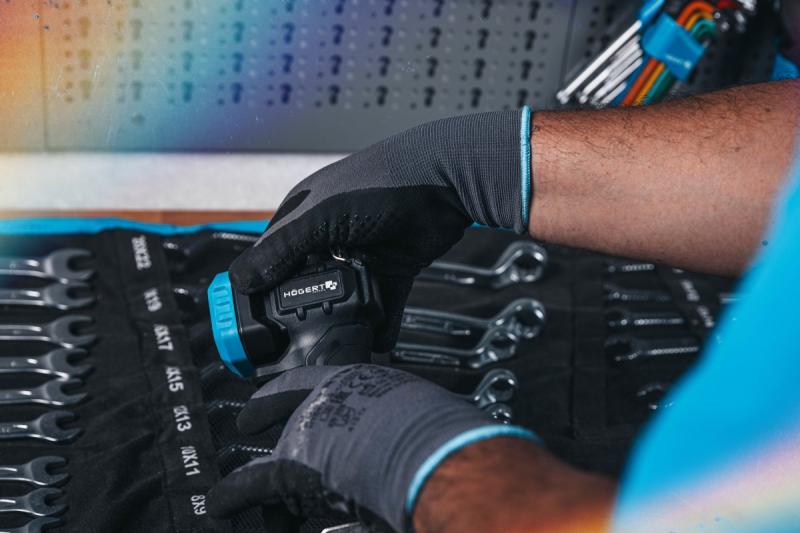 HÖGERT uppladdningsbar ficklampa 18V