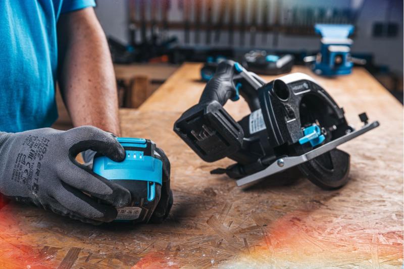 HÖGERT uppladdningsbart batteri 4,0 Ah 18 V