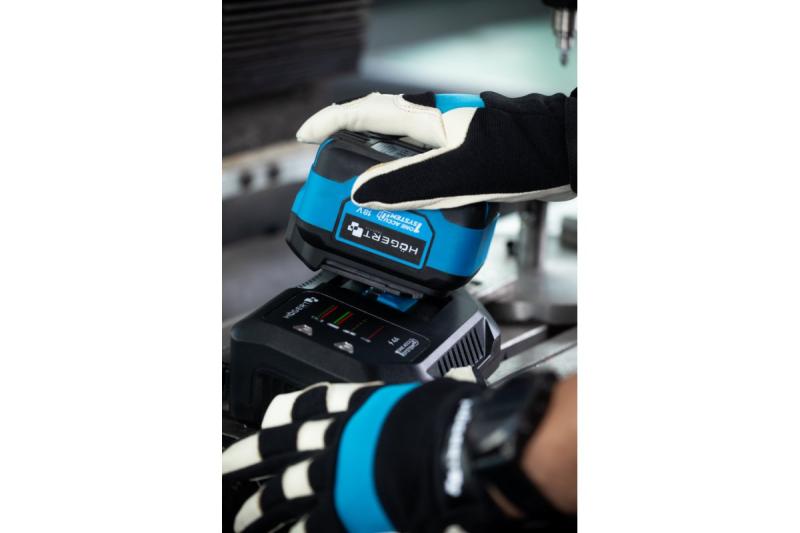 HÖGERT snabbladdare för batteri 6A 18V