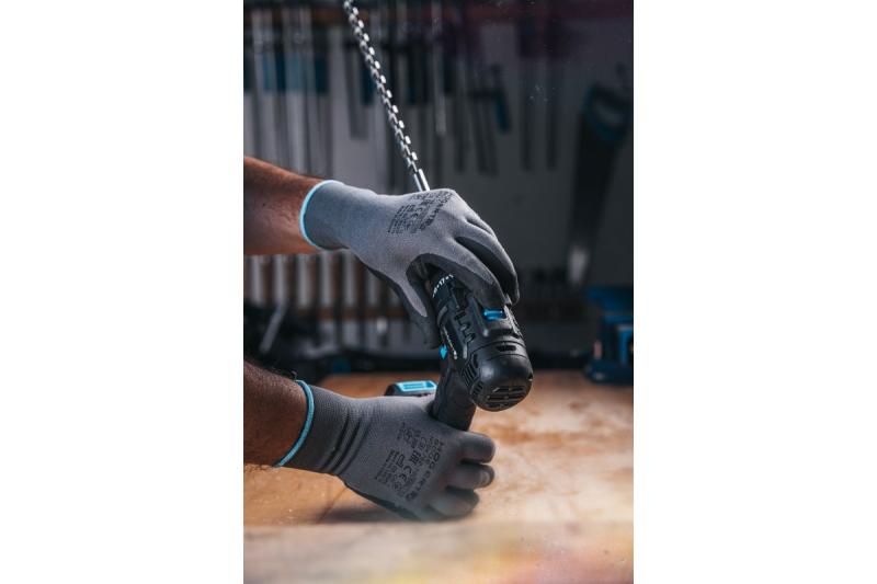 HÖGERT sladdlös borrmaskin 18V, set med batteri, laddare, bitshållare, borrmagasin