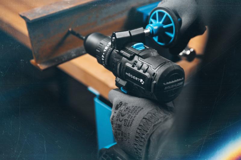 HÖGERT slagskruvdragarsats 200 Nm 18V med borstlös motor.