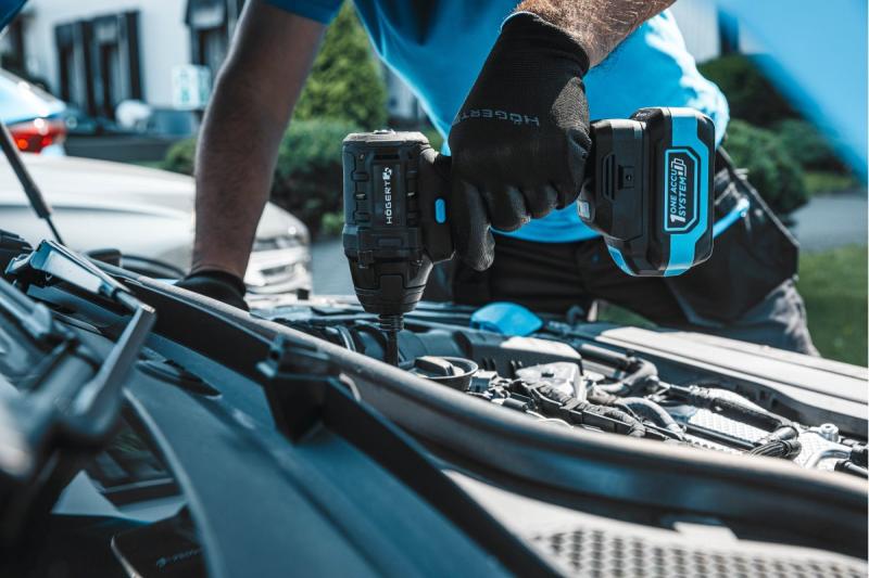 HÖGERT slagskruvdragarsats 200 Nm 18V med borstlös motor.