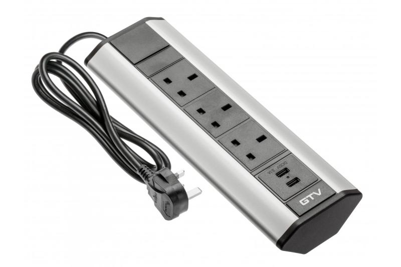 Kontorsförlängningskabel med vinklade 3x UK uttag, 2xUSB 2.1A 5V (silver) ENGELSK VERSION