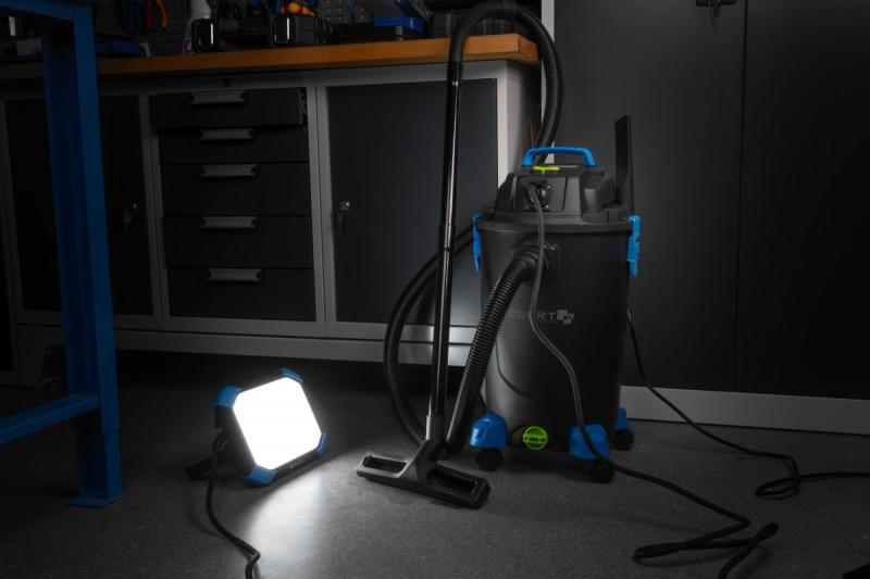 Våt- och torr universaldammsugare 20 l