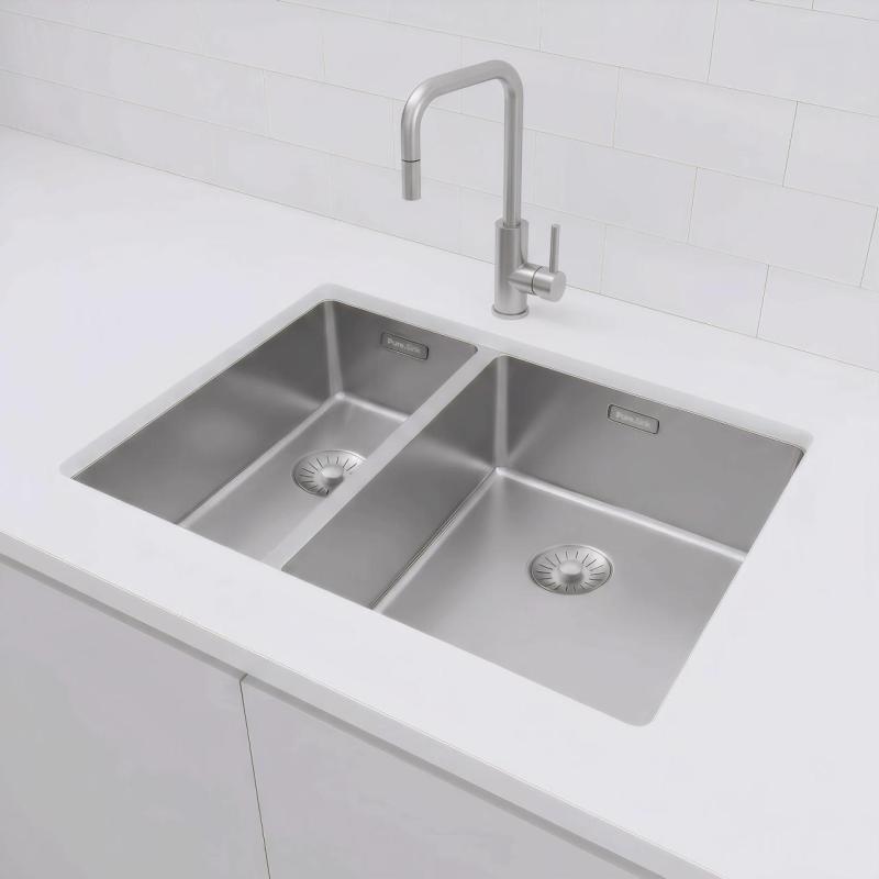 Pure.Sink Exclusivo RVS 1,5 en och en halv diskho 18+34 cm 10mm radie PEX183440-02
