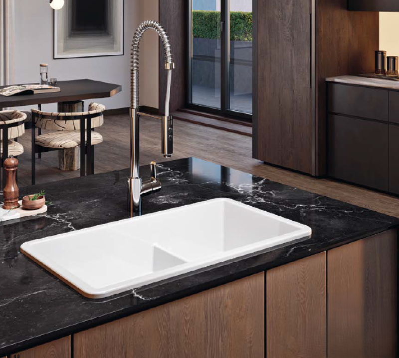 Ausmann Ceramic Ember Keramisk Vit En och en halv Diskbänk Överbyggnad och Underbyggnad 733 x 401 mm med Kopparpluggar 1208971519