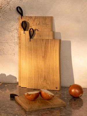 Woodsea Chop-Chop Oak S - Ekträ Skärbräda 25x24cm med läderhandtag 1208971539