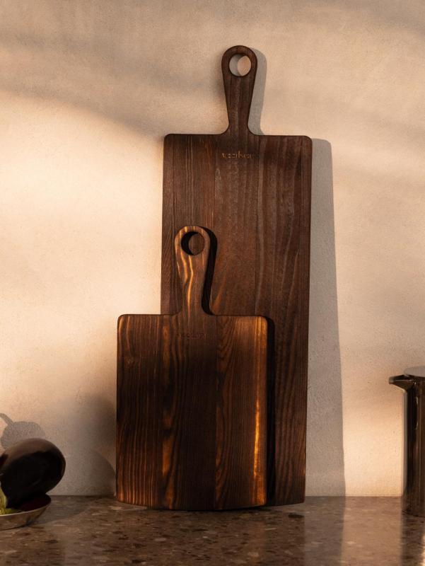 Woodsea Pine Burned S - Tallträ skärbräda 20x38cm 1208971575