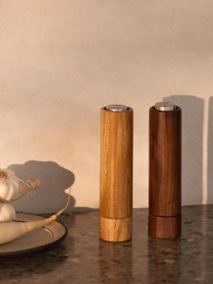 Woodsea Upside Down Oak - Ek trä pepparkvarn Ø5.4x22.5 cm 1208971592