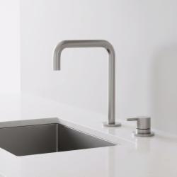 Pure.Sink Luxion 2-håls massiv rostfri köksblandare med U-utlopp PLX2HU-02