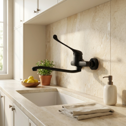 Aquanello Medic Kökskran med lång handtag, svart BL-1005-MD