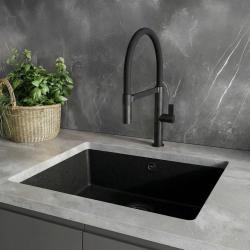 Ausmann Alira Svart kökskran med flexibel utlopp 1208972565