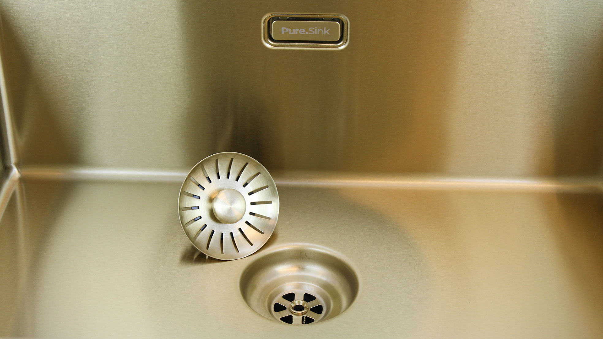 543_en_media-1_how-to-prevent-bad-odors-in-your-sink-before-they-start.jpg